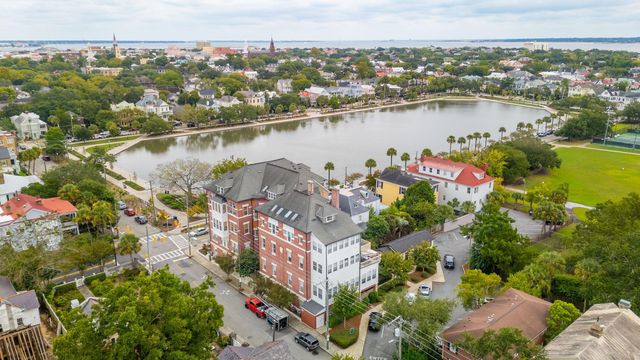 55 Ashley Avenue 18, Charleston, SC 29401
