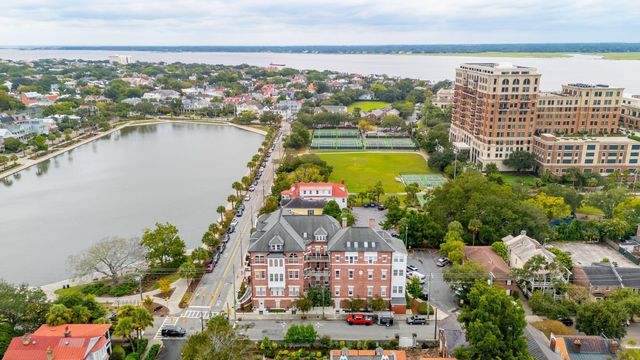 55 Ashley Avenue 18, Charleston, SC 29401