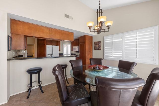 76687 Begonia Lane, Palm Desert, CA 92211