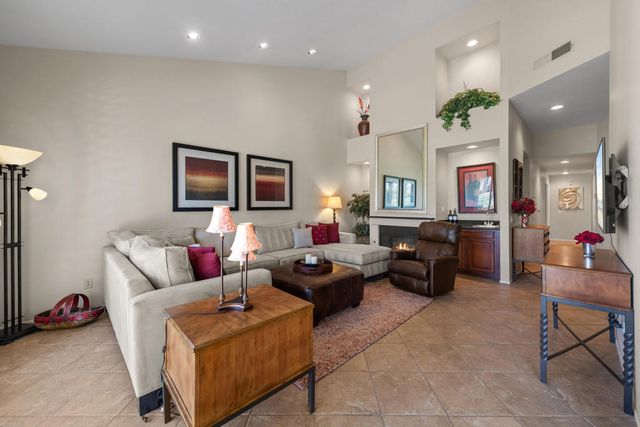 76687 Begonia Lane, Palm Desert, CA 92211
