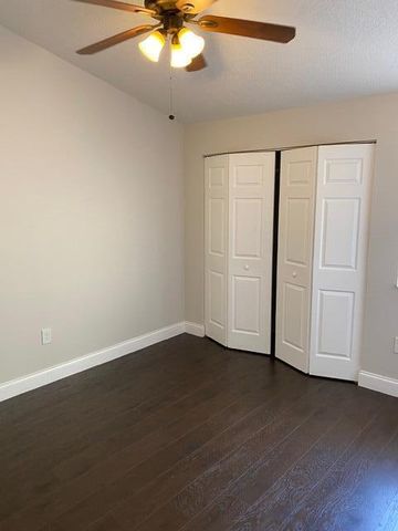 134 NW 98th Terrace, Plantation, FL 33324