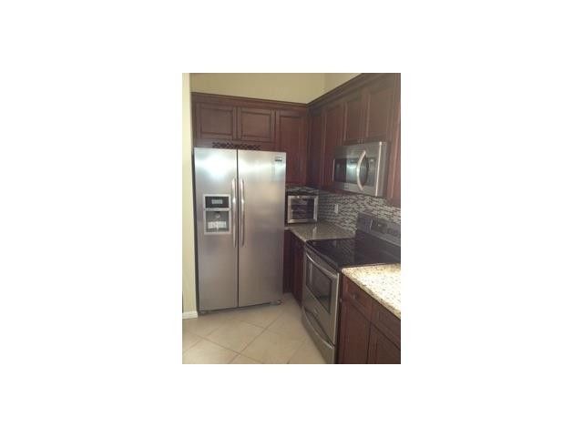 134 NW 98th Terrace, Plantation, FL 33324