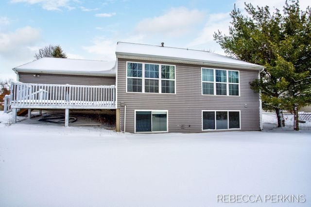 3849 142nd Avenue, Holland, MI 49424