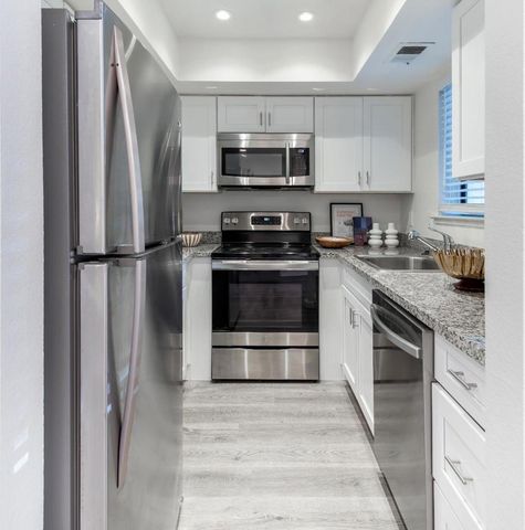 703 San Conrado Terrace 6, Sunnyvale, CA 94085