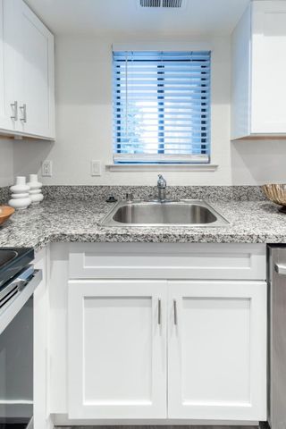 703 San Conrado Terrace 6, Sunnyvale, CA 94085