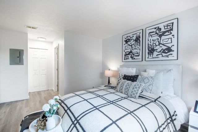 703 San Conrado Terrace 6, Sunnyvale, CA 94085