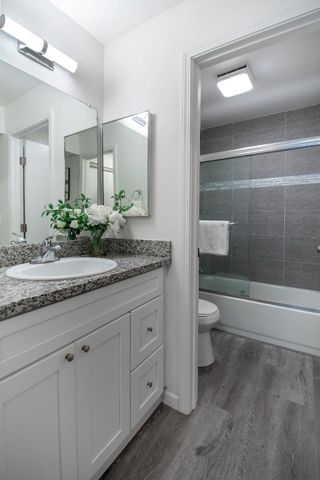 703 San Conrado Terrace 6, Sunnyvale, CA 94085