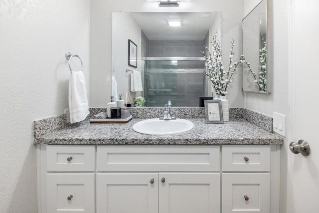 703 San Conrado Terrace 6, Sunnyvale, CA 94085