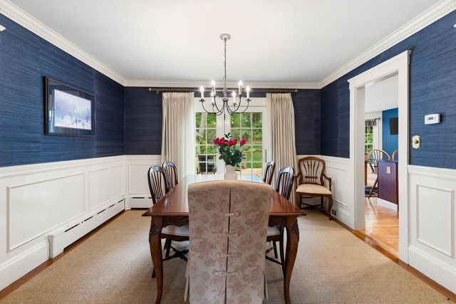 216 Bellevue Rd, Watertown, MA 02472