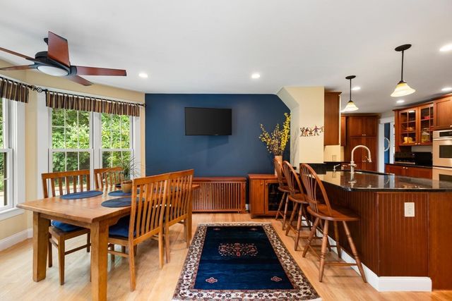 216 Bellevue Rd, Watertown, MA 02472