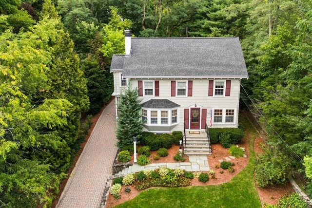 216 Bellevue Rd, Watertown, MA 02472