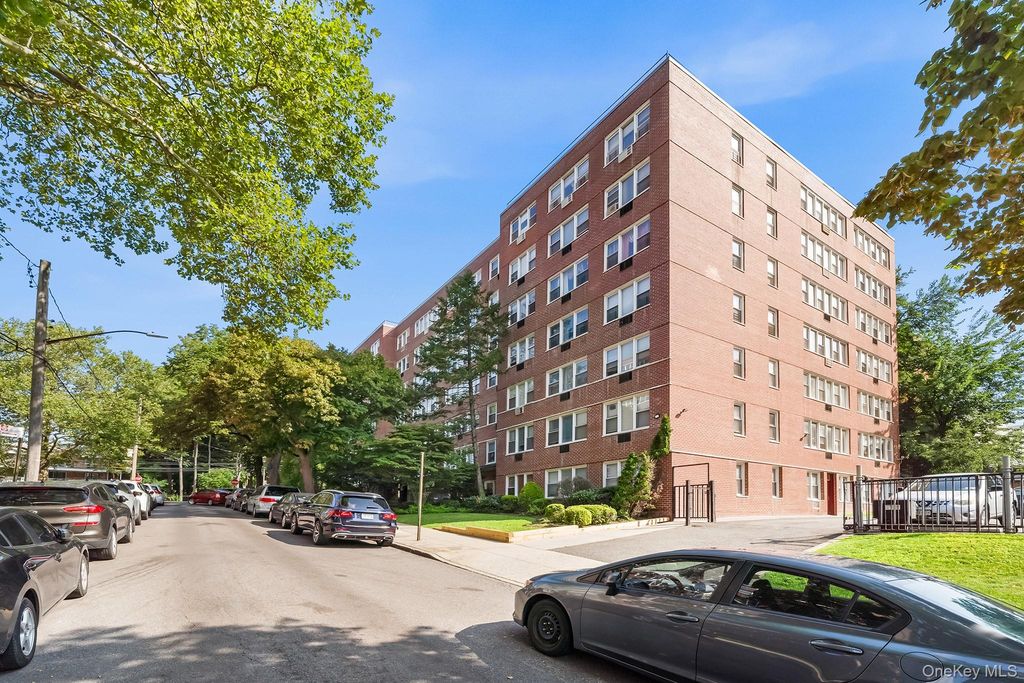 87-15 165th Street 5E, Jamaica, NY 11432 — exterior