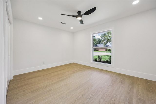 9419 Greenwillow Drive, Houston, TX 77096