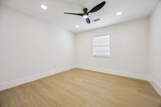 9419 Greenwillow Drive, Houston, TX 77096