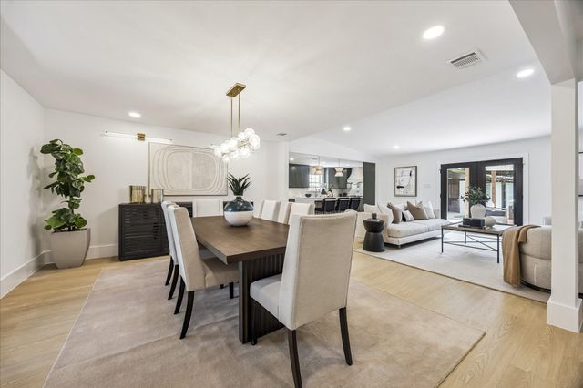 9419 Greenwillow Drive, Houston, TX 77096