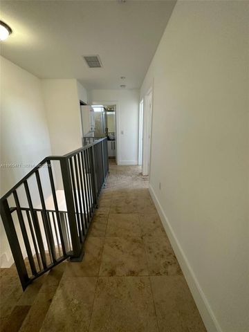 2772 SW 31st Ct 2772, Miami, FL 33133