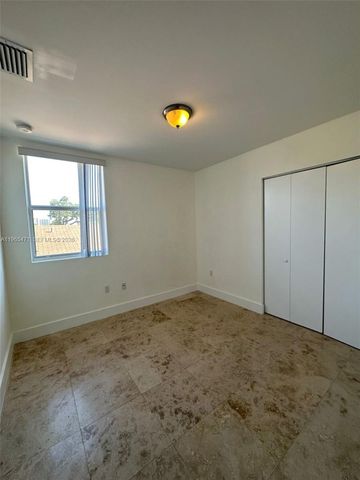 2772 SW 31st Ct 2772, Miami, FL 33133