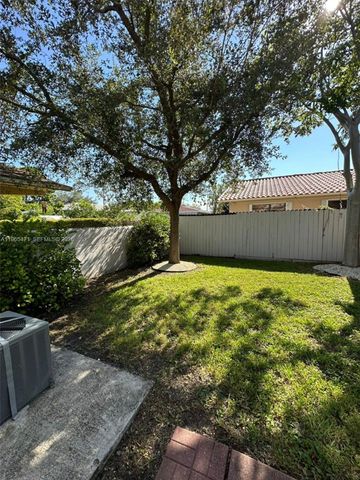 2772 SW 31st Ct 2772, Miami, FL 33133