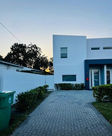 2772 SW 31st Ct 2772, Miami, FL 33133