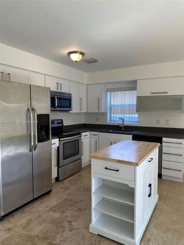 2772 SW 31st Ct 2772, Miami, FL 33133