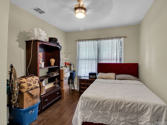 713 aransas, San Antonio, TX 78210