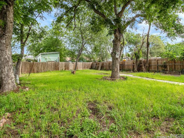 713 aransas, San Antonio, TX 78210