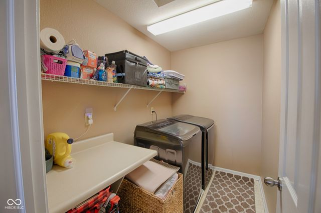 13074 Britton Ridge, Fishers, IN 46038