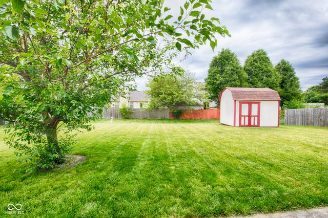 13074 Britton Ridge, Fishers, IN 46038