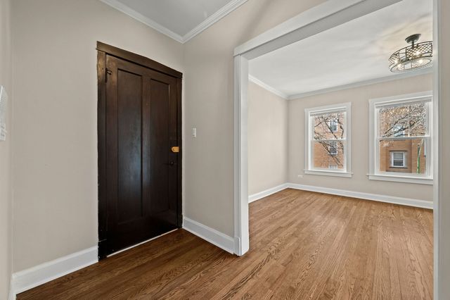 4941 N Lester Avenue 4, Chicago, IL 60630