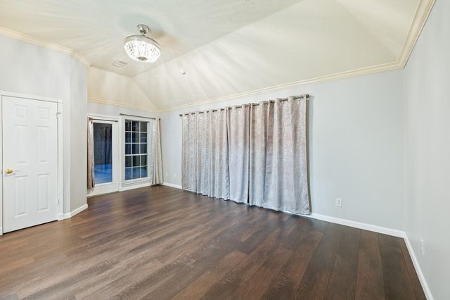 7624 Lone Meadow Court, Houston, TX 77095