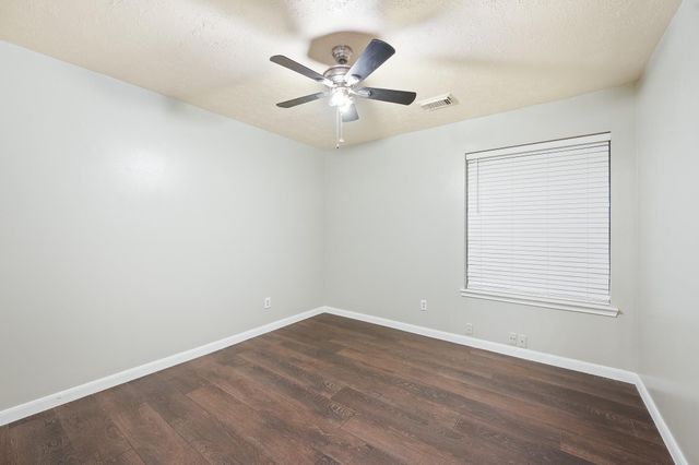 7624 Lone Meadow Court, Houston, TX 77095