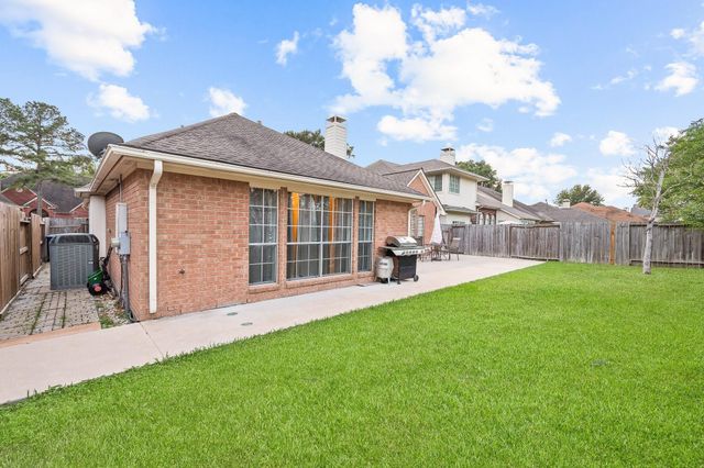 7624 Lone Meadow Court, Houston, TX 77095