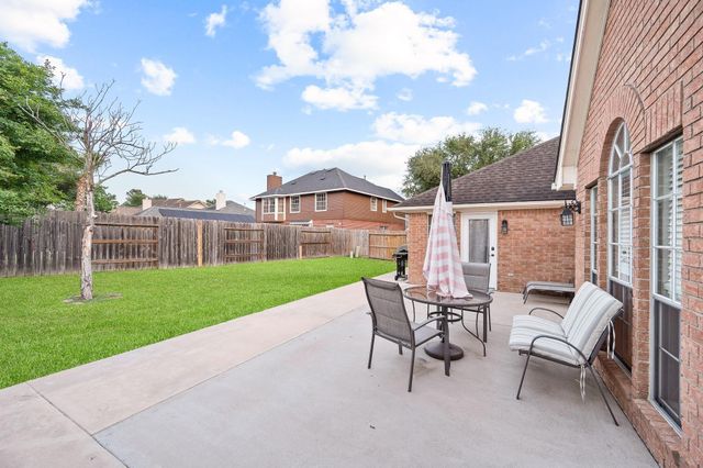 7624 Lone Meadow Court, Houston, TX 77095