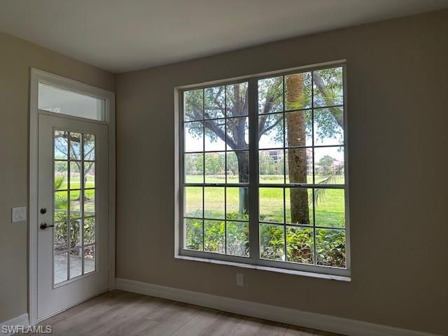 93 Silver Oaks CIR 3-101, Naples, FL 34119