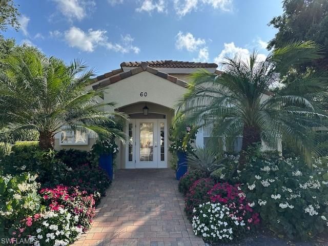 93 Silver Oaks CIR 3-101, Naples, FL 34119