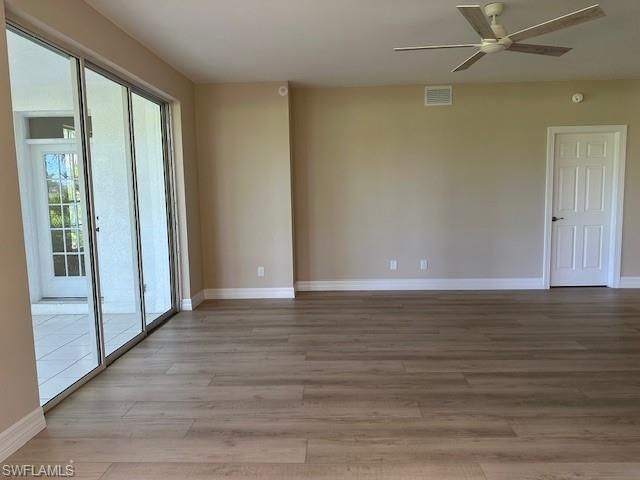 93 Silver Oaks CIR 3-101, Naples, FL 34119