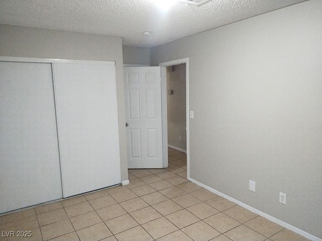 6213 Yerba Lane A, Las Vegas, NV 89108