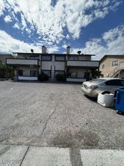 6213 Yerba Lane A, Las Vegas, NV 89108