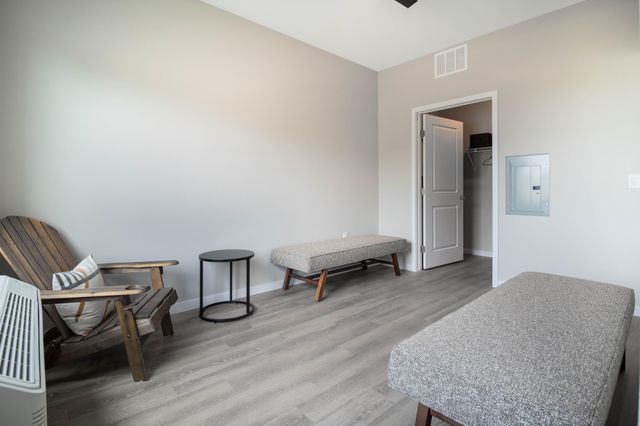 6450 37th Avenue NW 115, Rochester, MN 55901