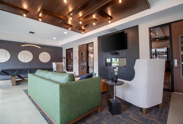 6450 37th Avenue NW 115, Rochester, MN 55901