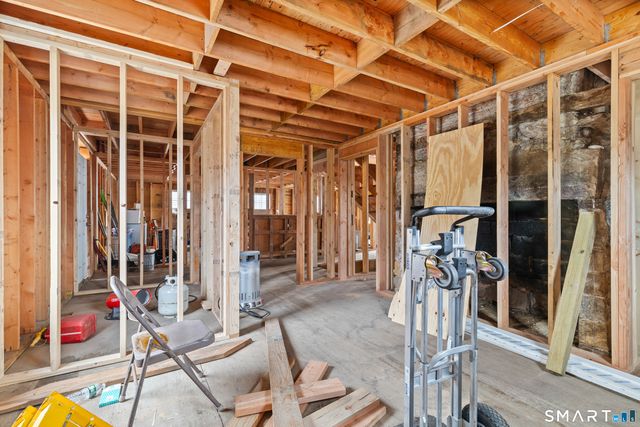 108 Thames Street, Groton, CT 06340