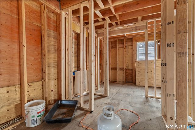 108 Thames Street, Groton, CT 06340