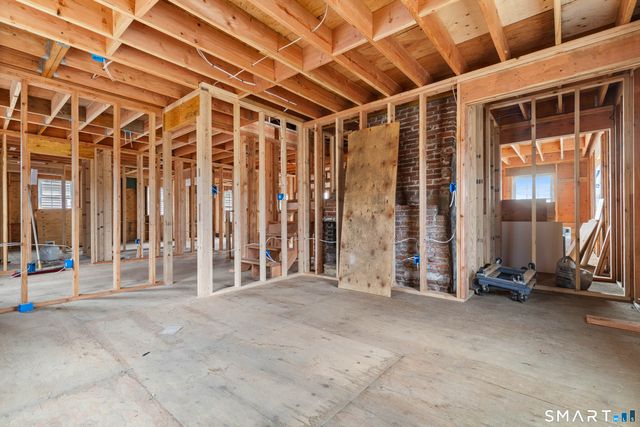 108 Thames Street, Groton, CT 06340