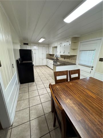 1820 Kenney Lane, Ingleside, TX 78362