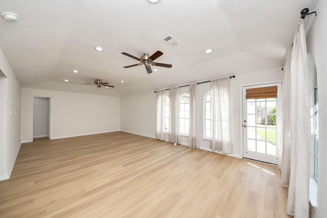 9114 Taidswood Drive, Spring, TX 77379