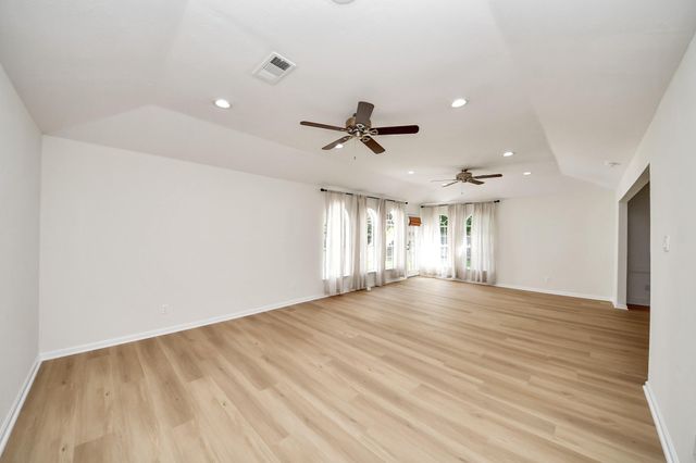 9114 Taidswood Drive, Spring, TX 77379