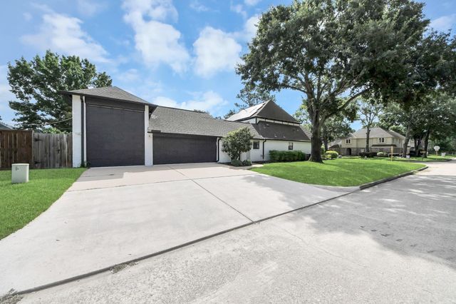 9114 Taidswood Drive, Spring, TX 77379
