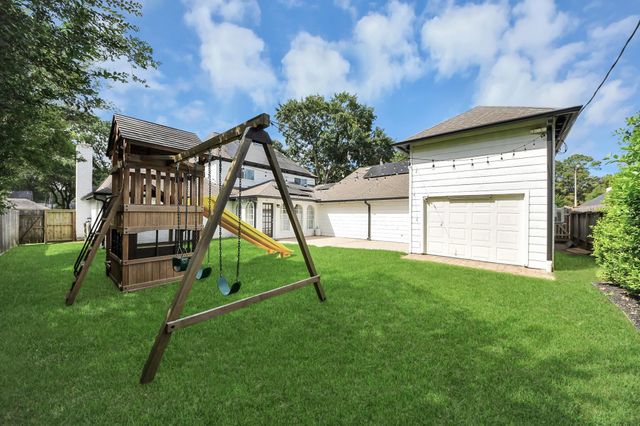 9114 Taidswood Drive, Spring, TX 77379