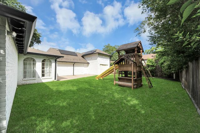 9114 Taidswood Drive, Spring, TX 77379