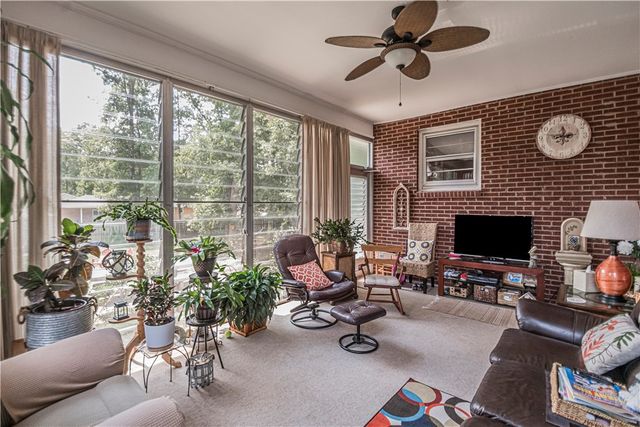 110 George Street, Easley, SC 29642